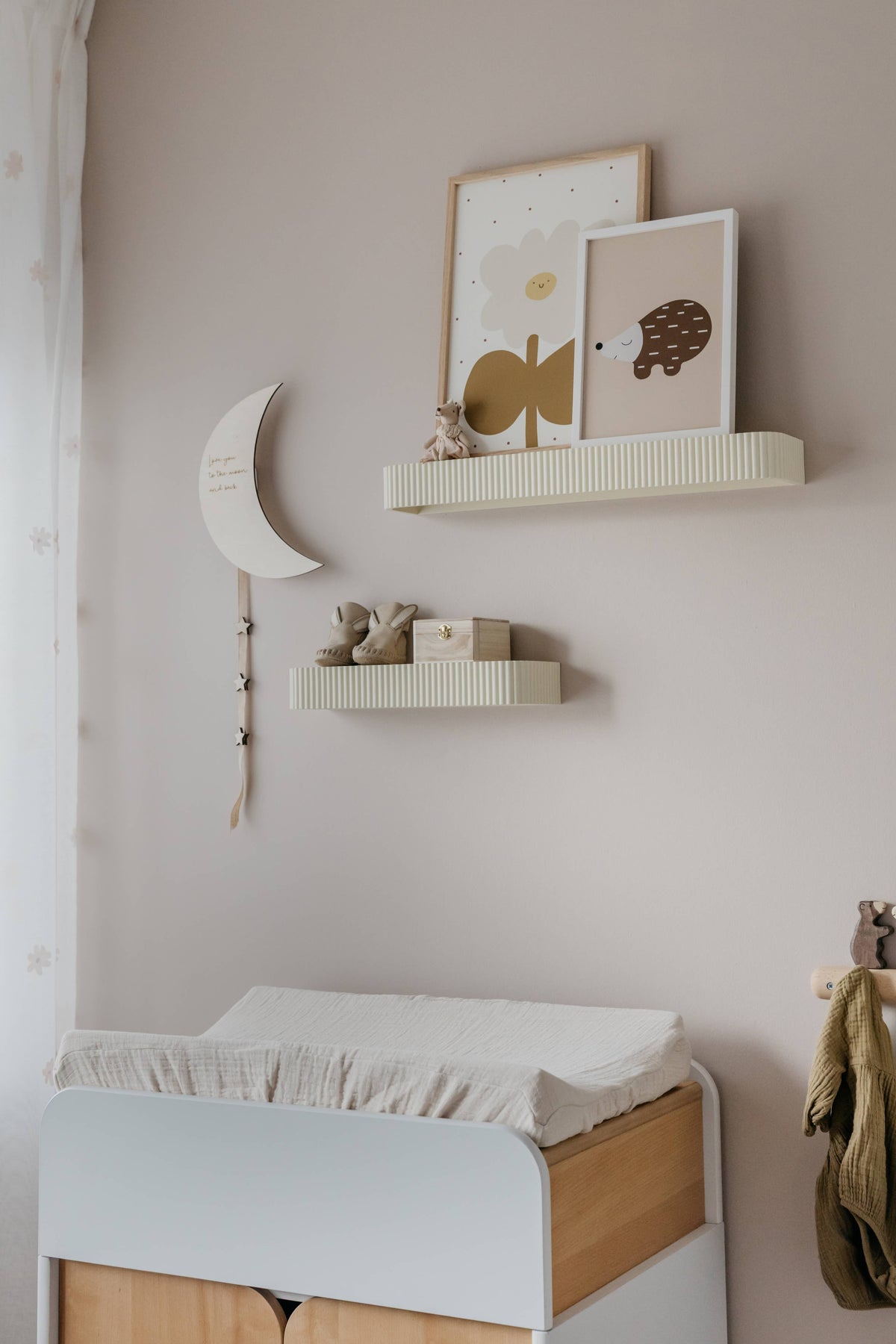 Little Otja white wooden picture frame A4 with cream mat