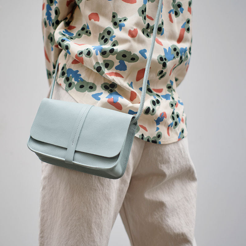 Keecie Lunch Break dusty green worn