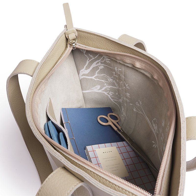 Laudeen | Keecie | Bag | Family Tree | Cement