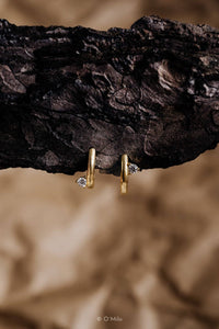 Laudeen | O'Milo | Hugi | Wire Diamond Hoops