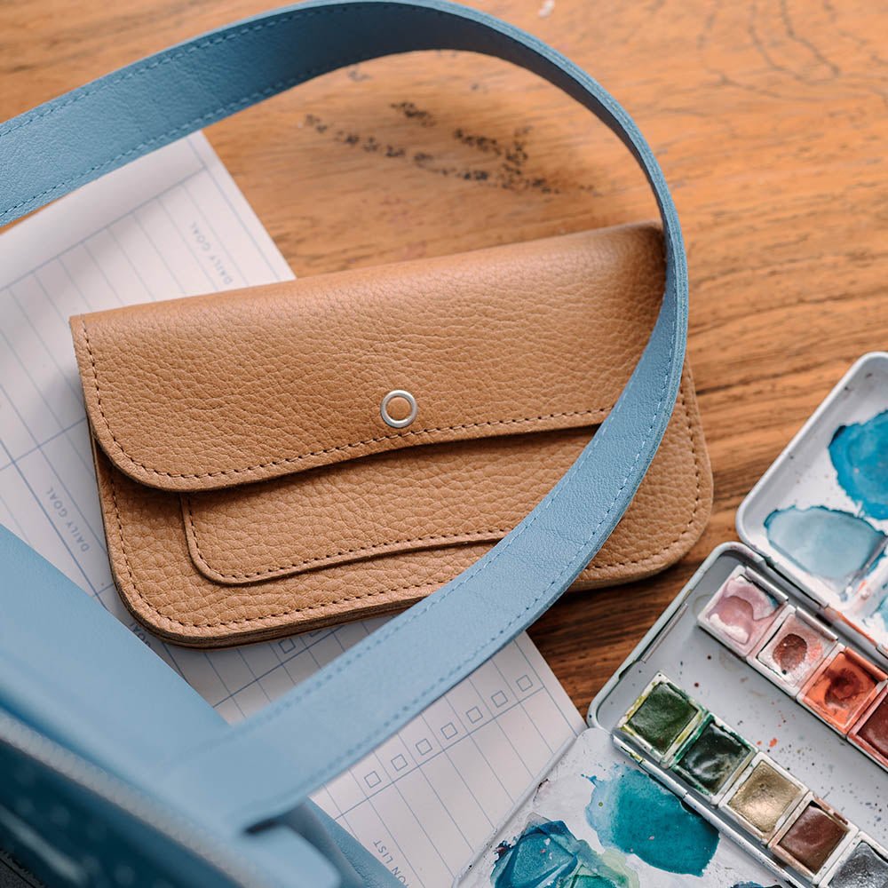 Laudeen | Keecie | Wallet | Cat Chase Medium | Cognac used look