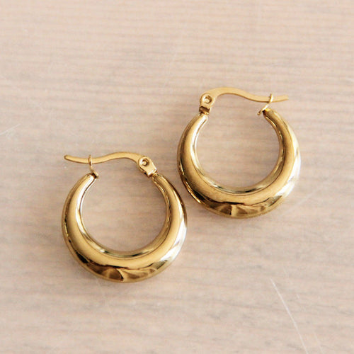 Laudeen - Creole earrings 23mm “wide” - gold - BAZOU