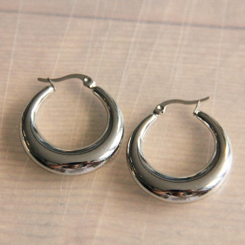Laudeen - Creole earrings 30mm “wide” - silver - BAZOU