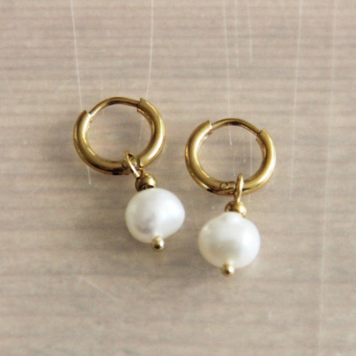 Laudeen - Creole earrings with freshwater pearl drop - gold - BAZOU
